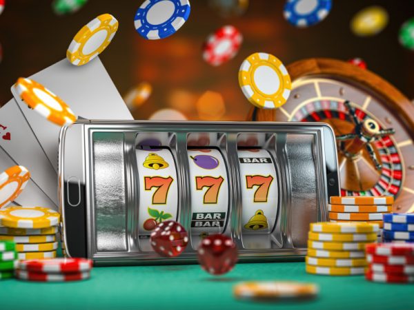 Online Casino Myths Debunked: The Truth Behind How Games Actually Work